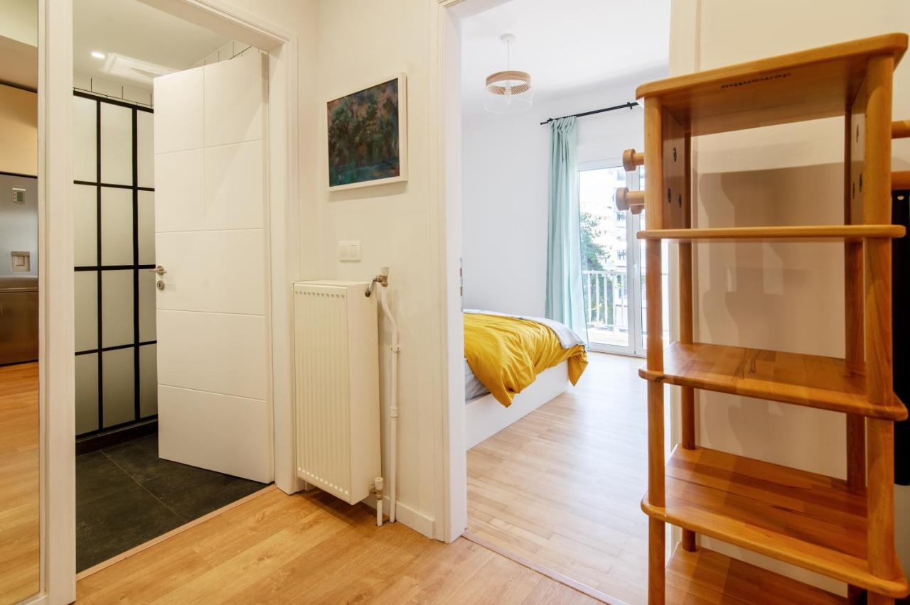 Luxury 1-Bedroom Apartment By The Sea In Atene Esterno foto