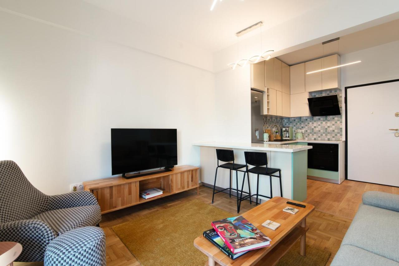 Luxury 1-Bedroom Apartment By The Sea In Atene Esterno foto