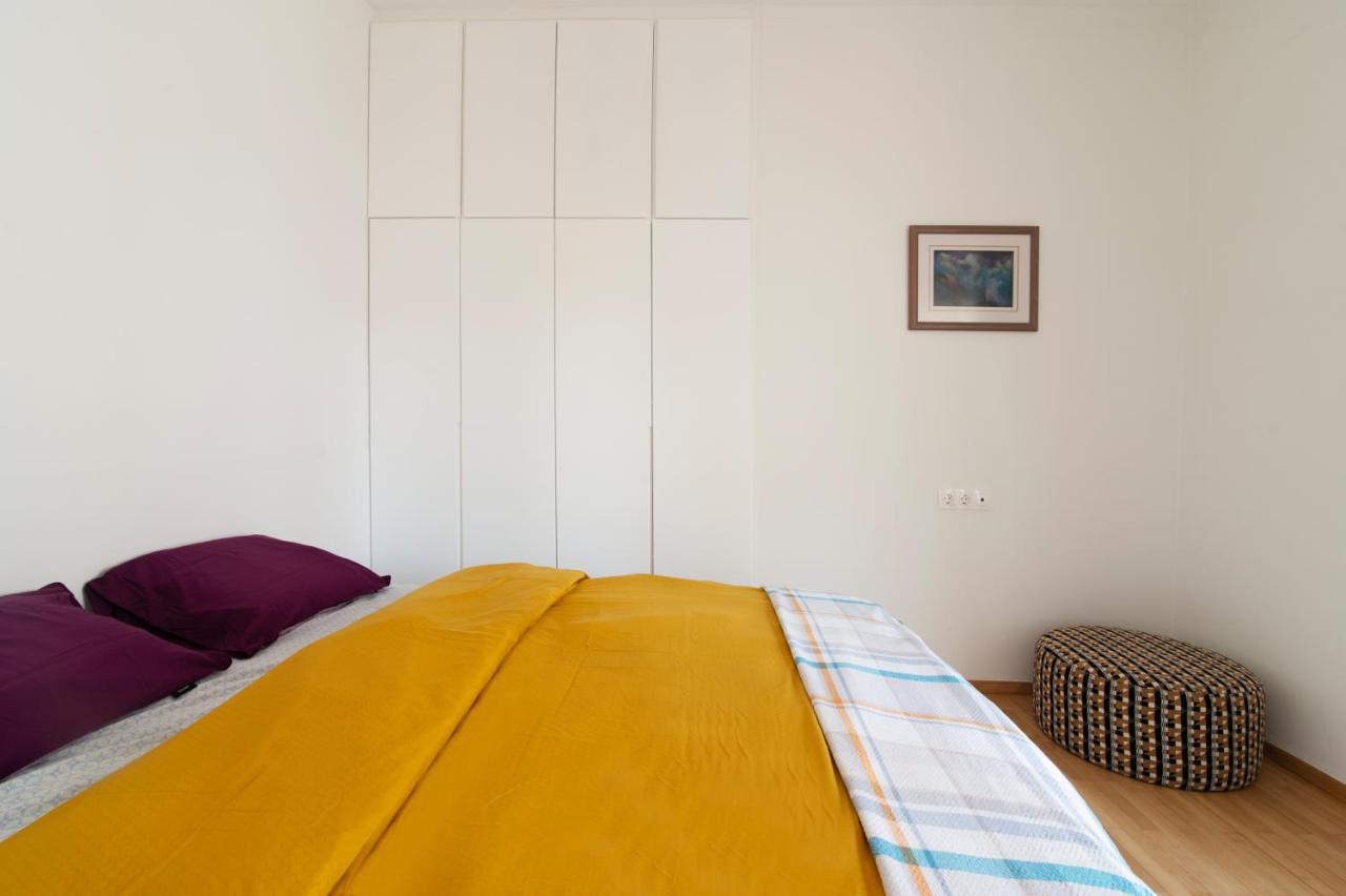 Luxury 1-Bedroom Apartment By The Sea In Atene Esterno foto